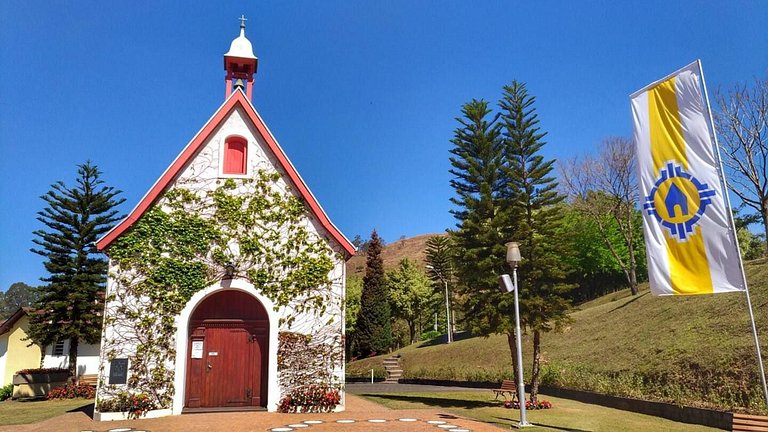 GO937-Apê 12. Studio no coração de Poços c/ar cond