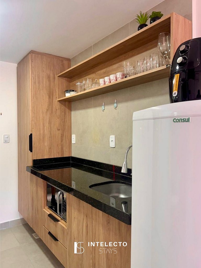 Ap 213 • Central, Piscina, Academia, Ar Cond.