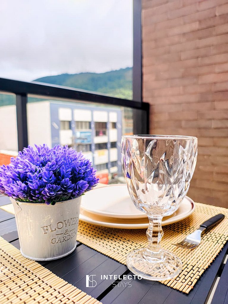 GO937-Apê 32. Studio no coração de Poços