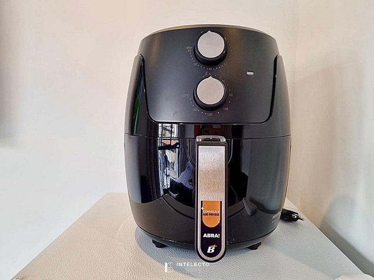 GO937-Apê 22. Studio no coração de Poços