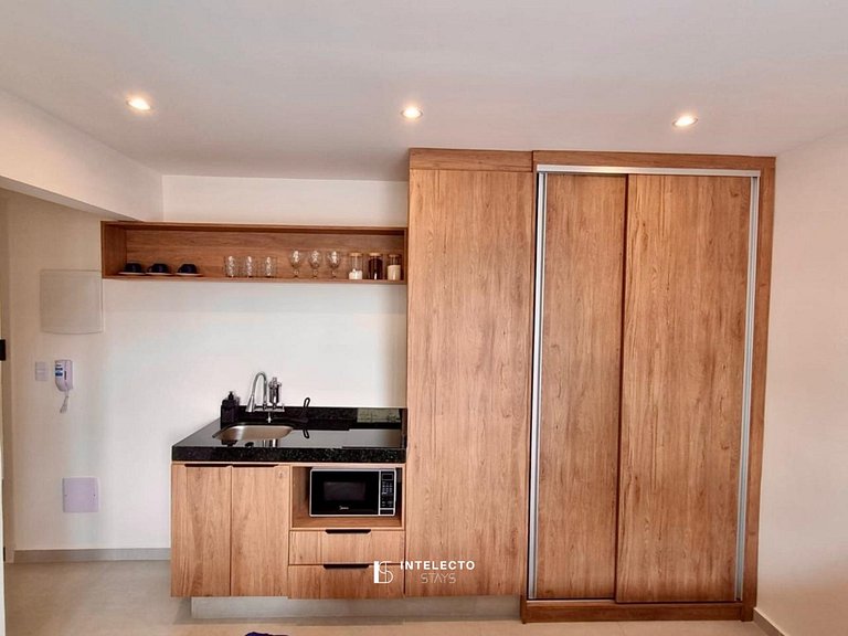 GO937-Apê 22. Studio no coração de Poços c/ar cond