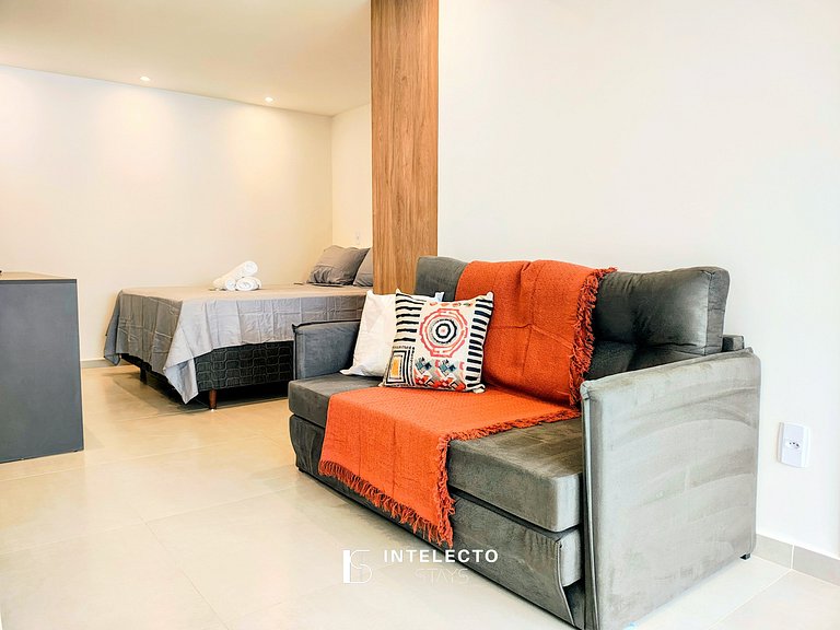 GO937-Apê 23. Studio no coração de Poços c/ar cond