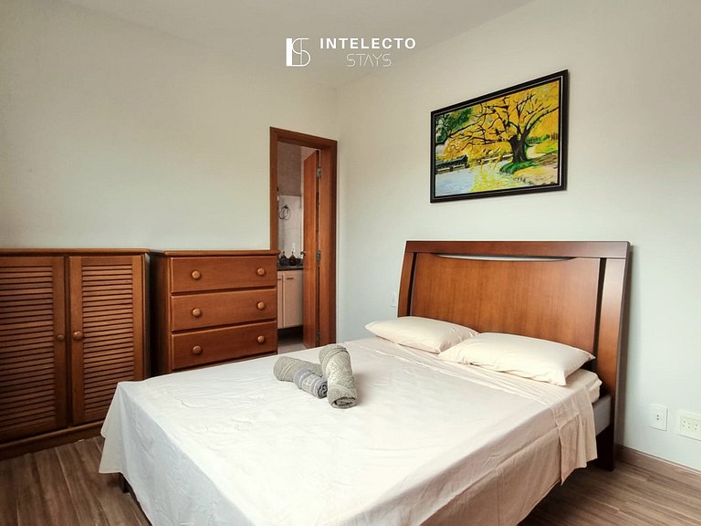 Apê espaçoso, a poucos minutos do centro