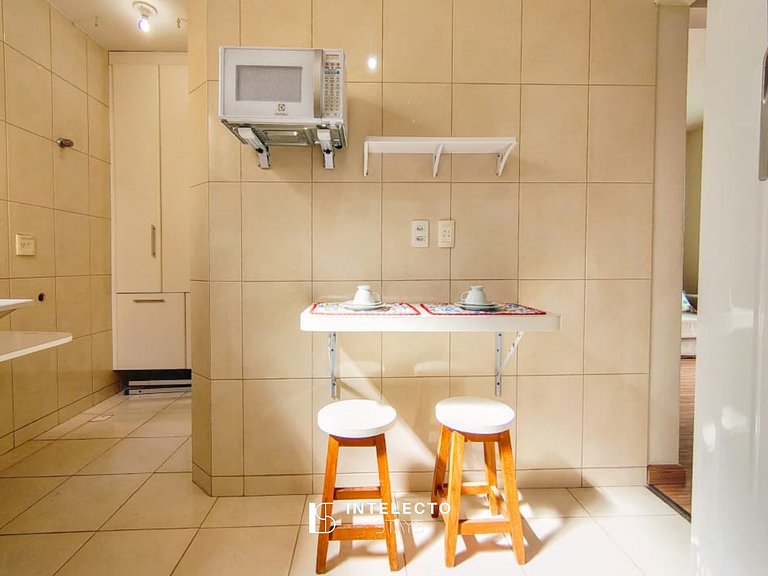 Apê espaçoso, a poucos minutos do centro