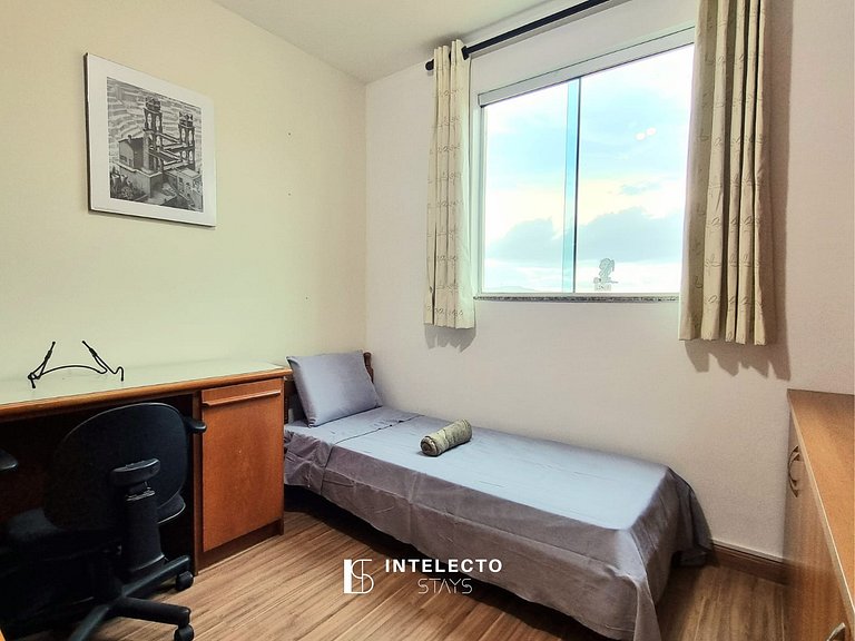 Apê espaçoso, a poucos minutos do centro