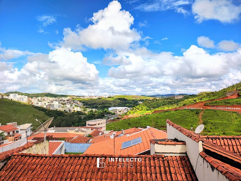 Apê espaçoso, a poucos minutos do centro