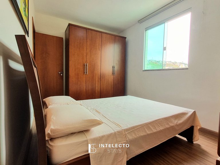 Apê espaçoso, a poucos minutos do centro