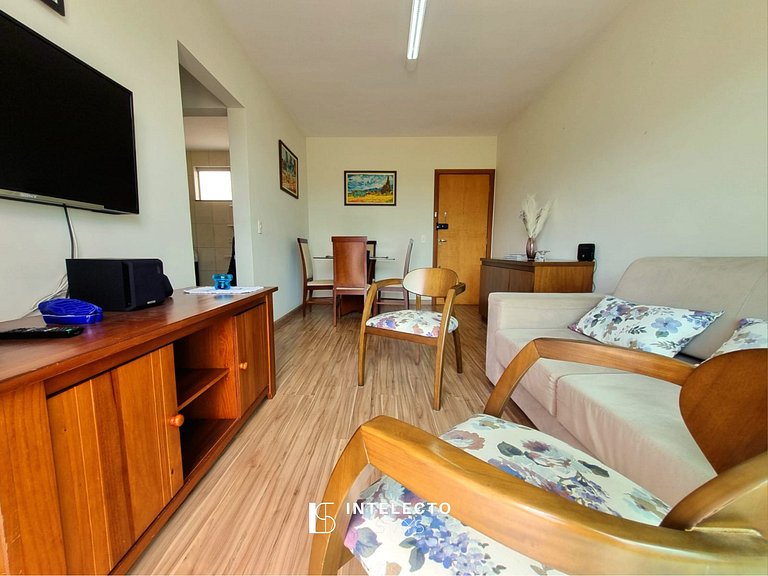 Apê espaçoso, a poucos minutos do centro