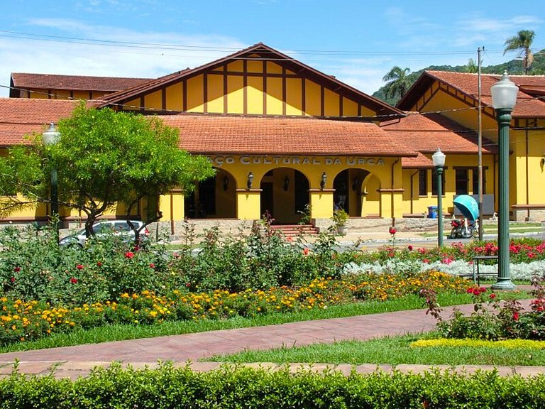 103-Apê c/Piscina,varanda gourmet,prox ao shopping