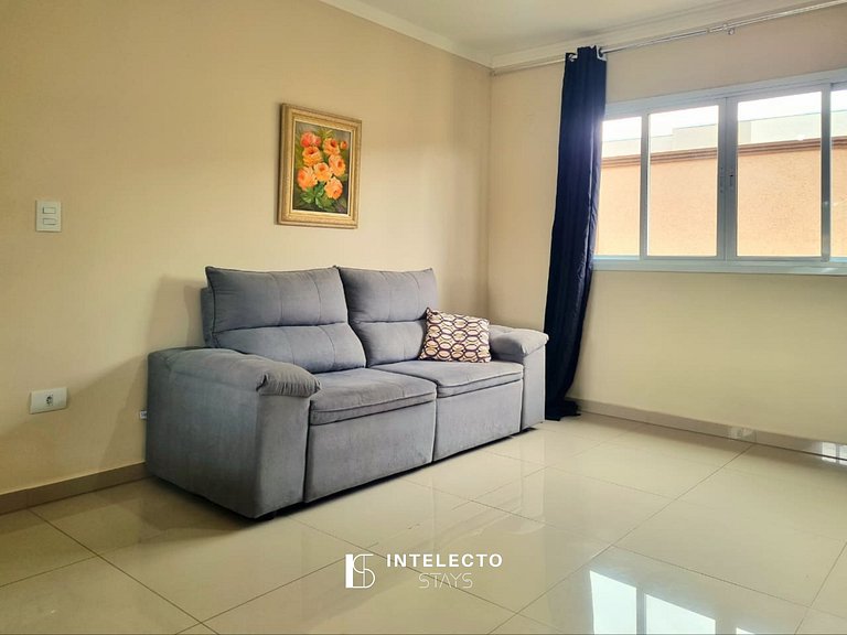 Apê espaçoso, à poucos minutos do centro