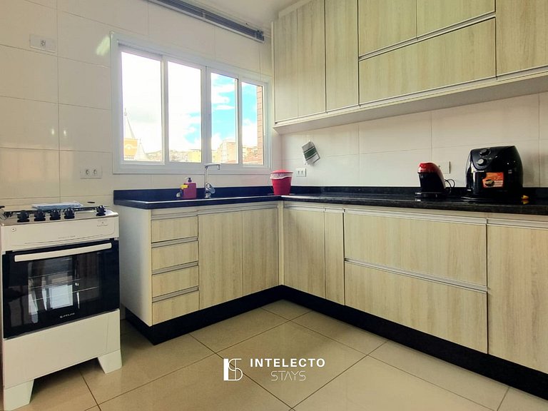 Apê espaçoso, à poucos minutos do centro