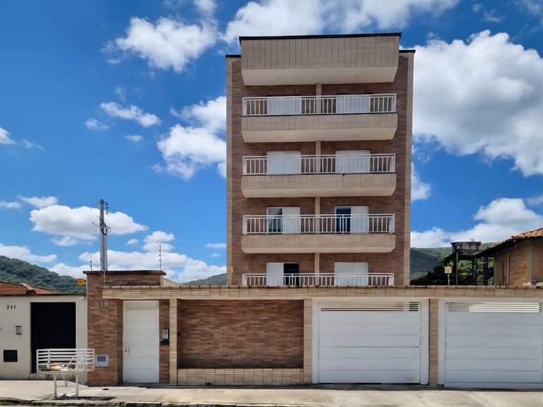 Apê aconchegante, à poucos minutos do centro