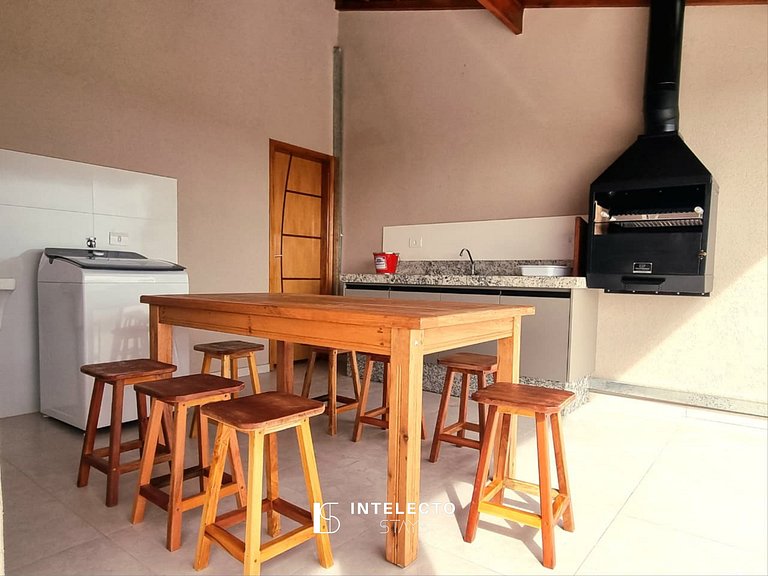 Apê espaçoso c/ terraço e àrea gourmet