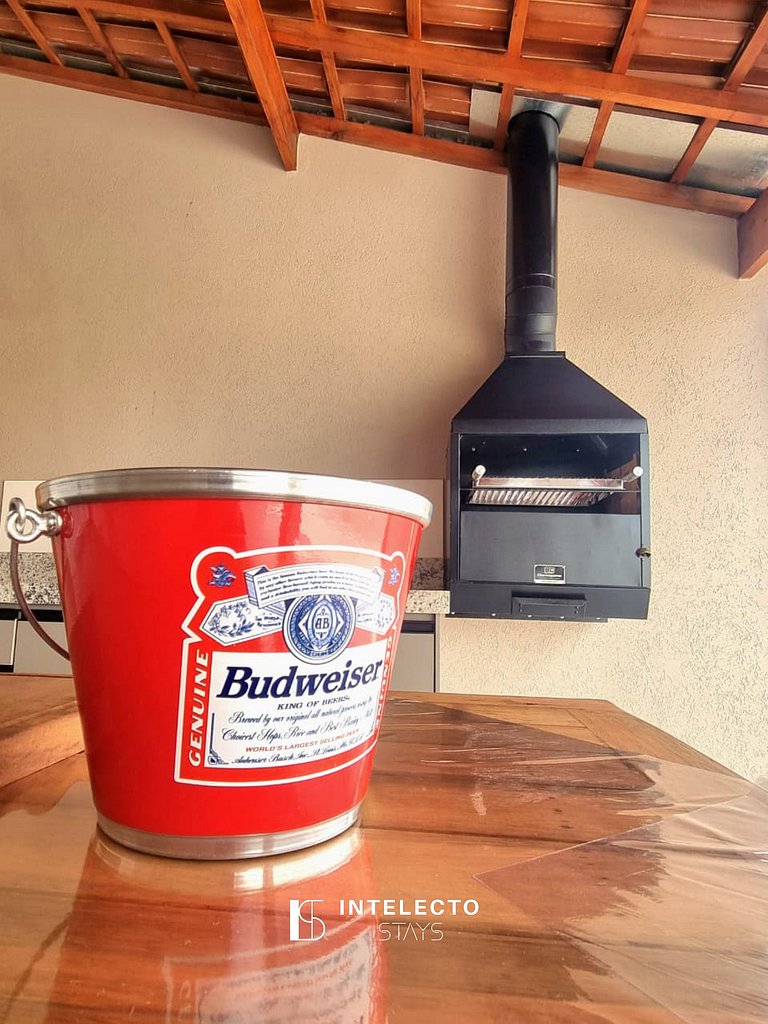 Apê espaçoso c/ terraço e àrea gourmet