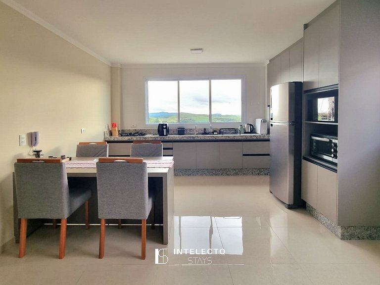 Apê espaçoso c/ terraço e àrea gourmet