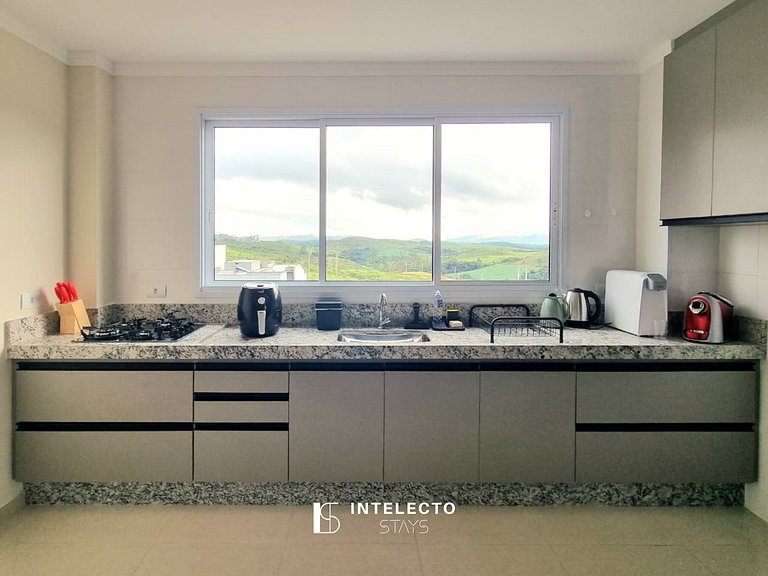 Apê espaçoso c/ terraço e àrea gourmet