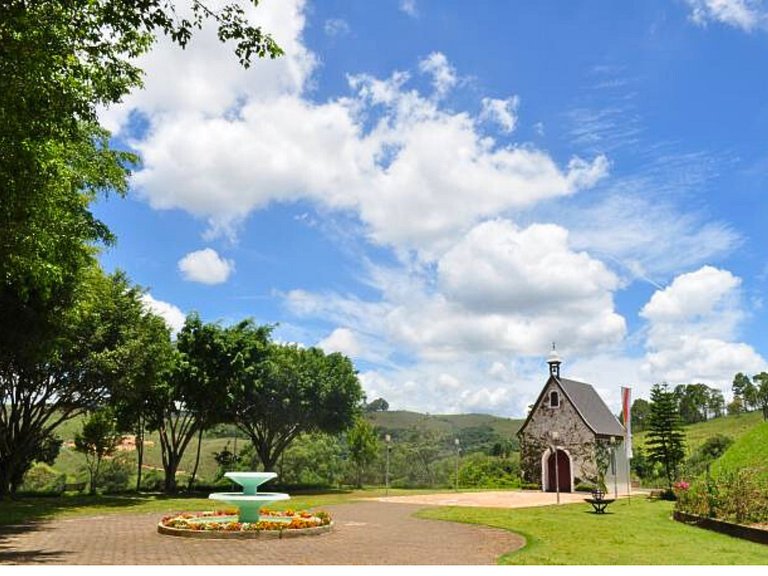 Ap 410 • Central, Piscina, Academia, Ar Cond.