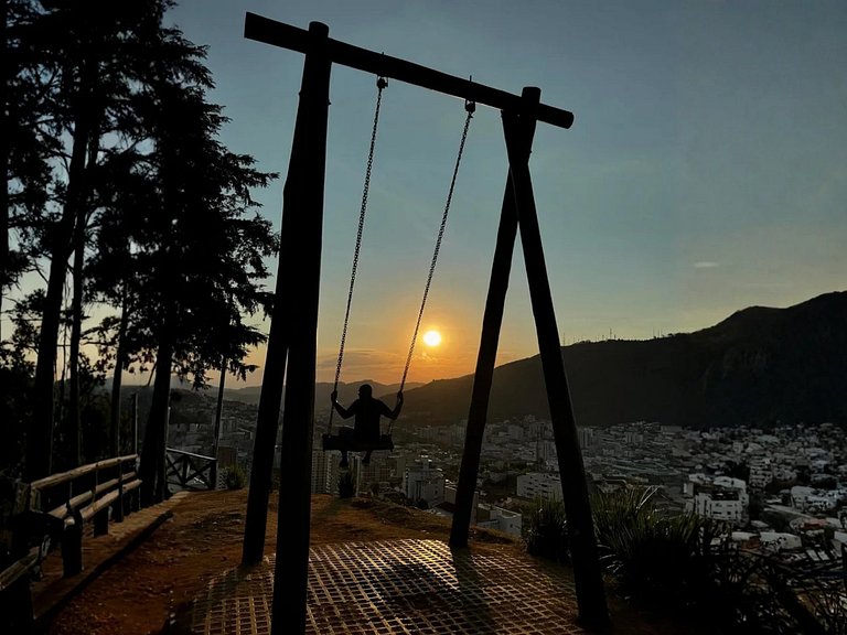 Casa Charmosa - Vista Incrível c/ Churrasqueira