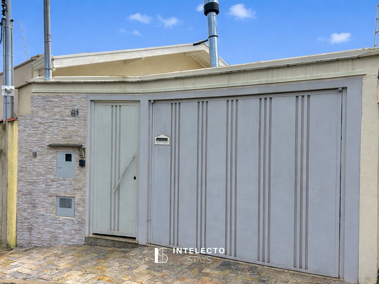 Casa Charmosa - Vista Incrível c/ Churrasqueira