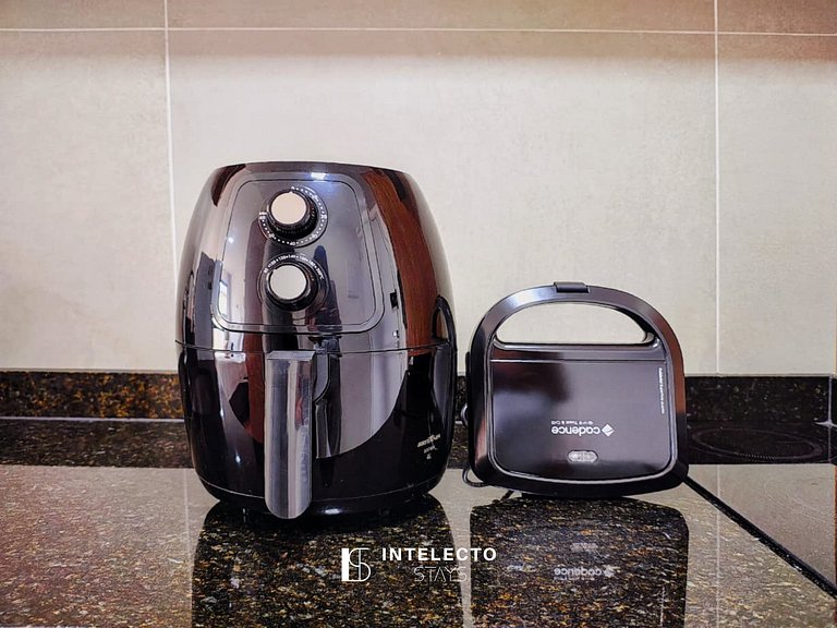 Apê 51 •Central, Jacuzzi, Academia, A/C, Vista Top