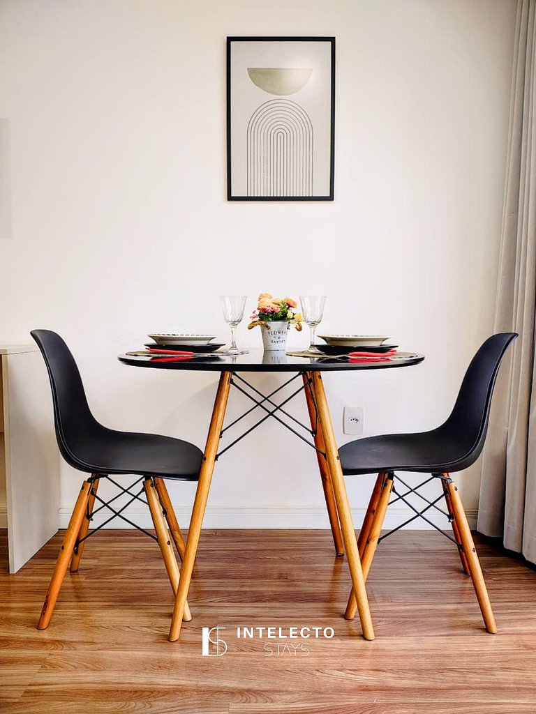 Ap 309 • Central, Piscina, Academia, Ar Cond.