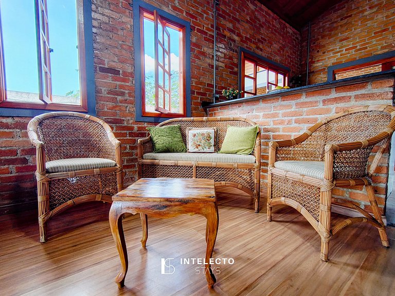 Chácara c/piscina churrasq/forno fogão de lenha