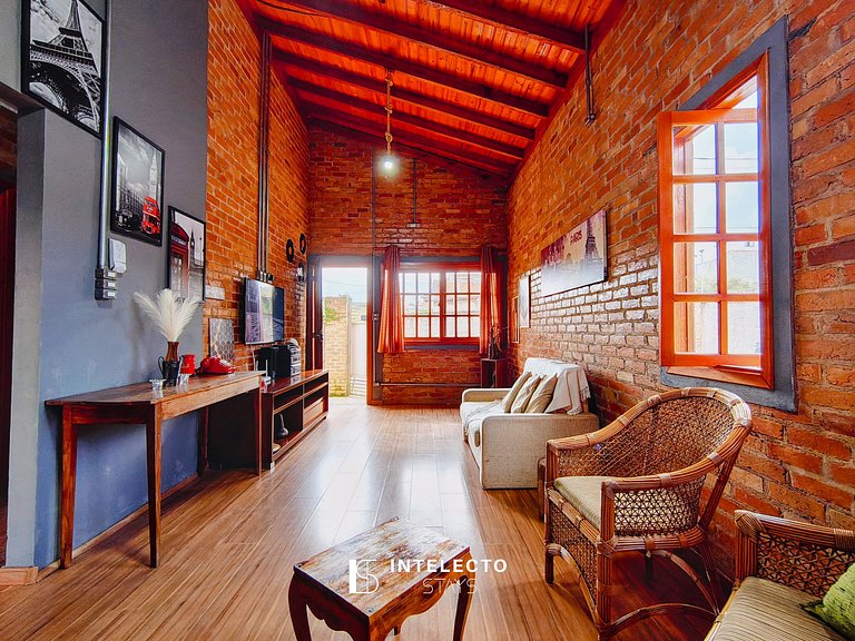 Chácara c/piscina churrasq/forno fogão de lenha