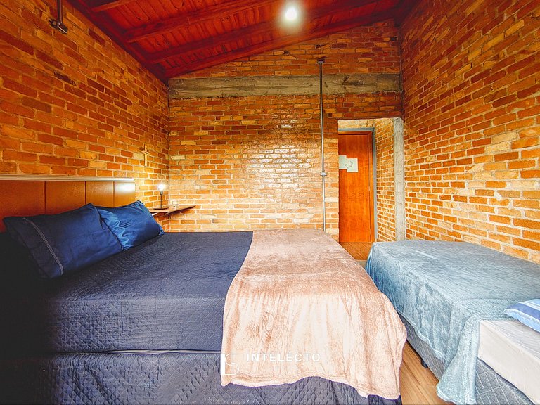 Chácara aconchegante c/piscina e churrasqueira