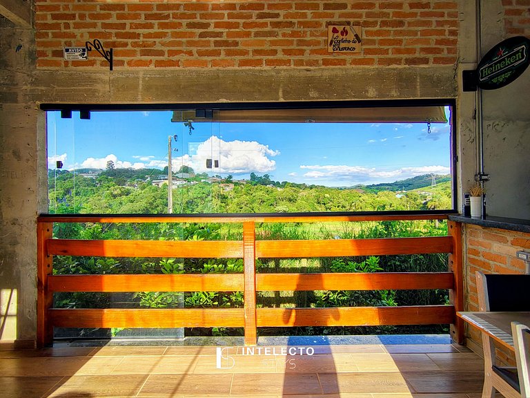 Chácara aconchegante c/piscina e churrasqueira