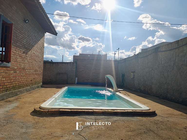 Chácara c/piscina churrasq/forno fogão de lenha