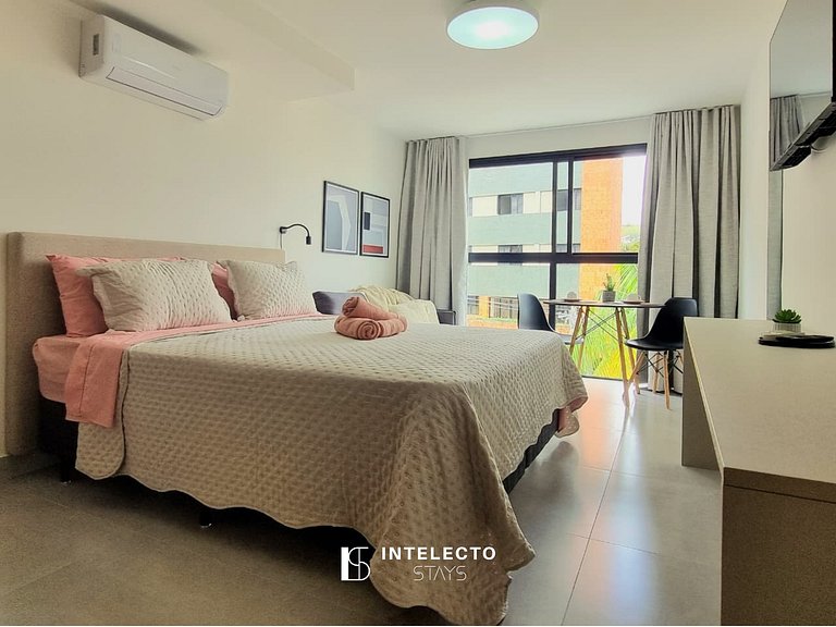 Ap 414 • Central, Piscina, Academia, Ar Cond.