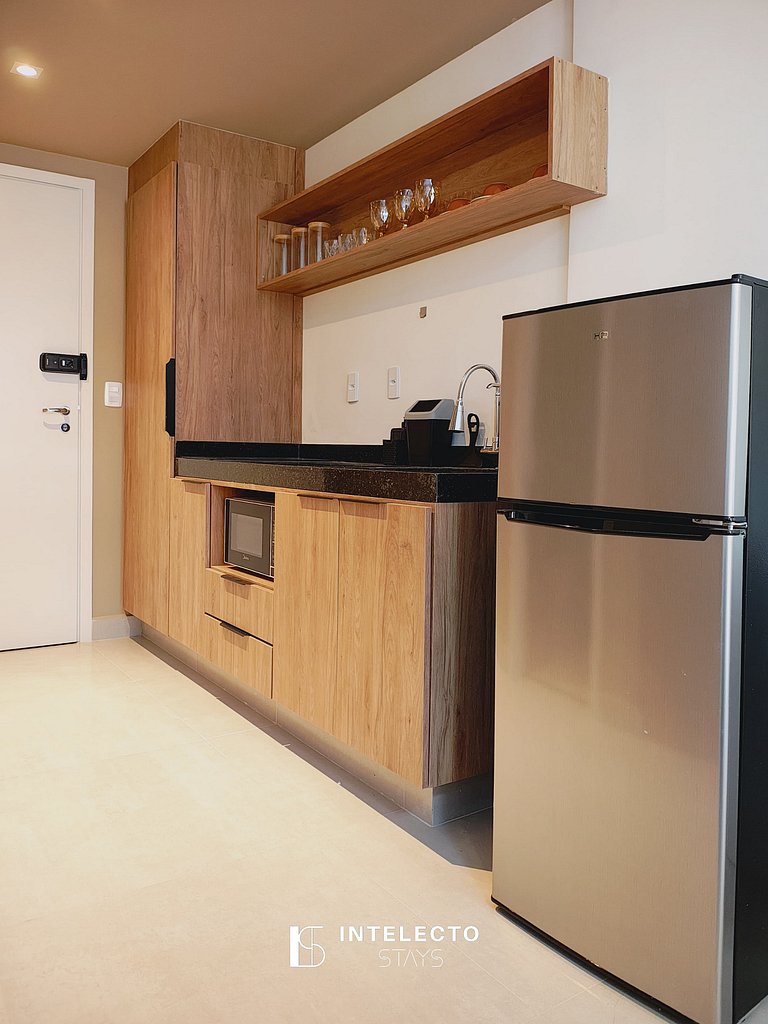 Ap 212 • Central, Pisc, jacuzzi Academia, Ar Cond.