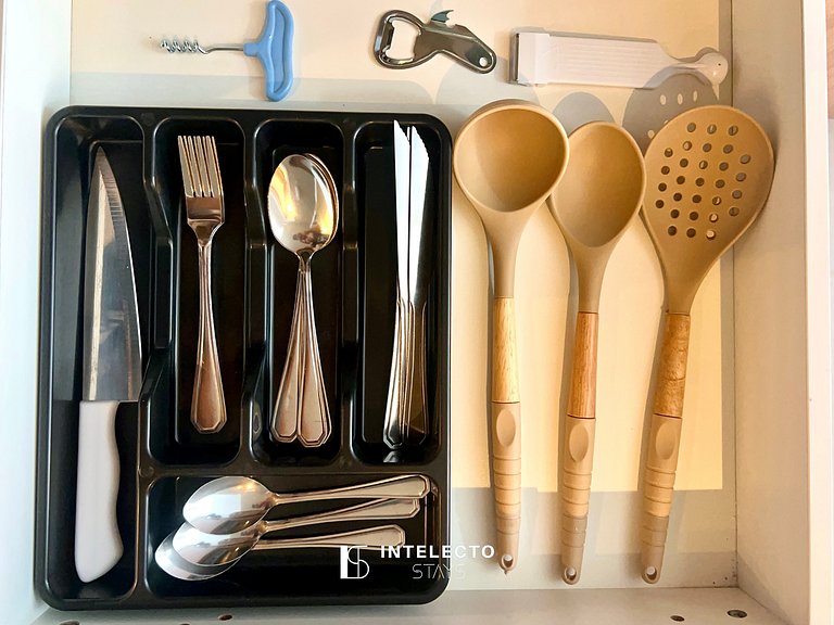 Ap 110• Central, Pisc, Academia, Ar Cond e Quintal