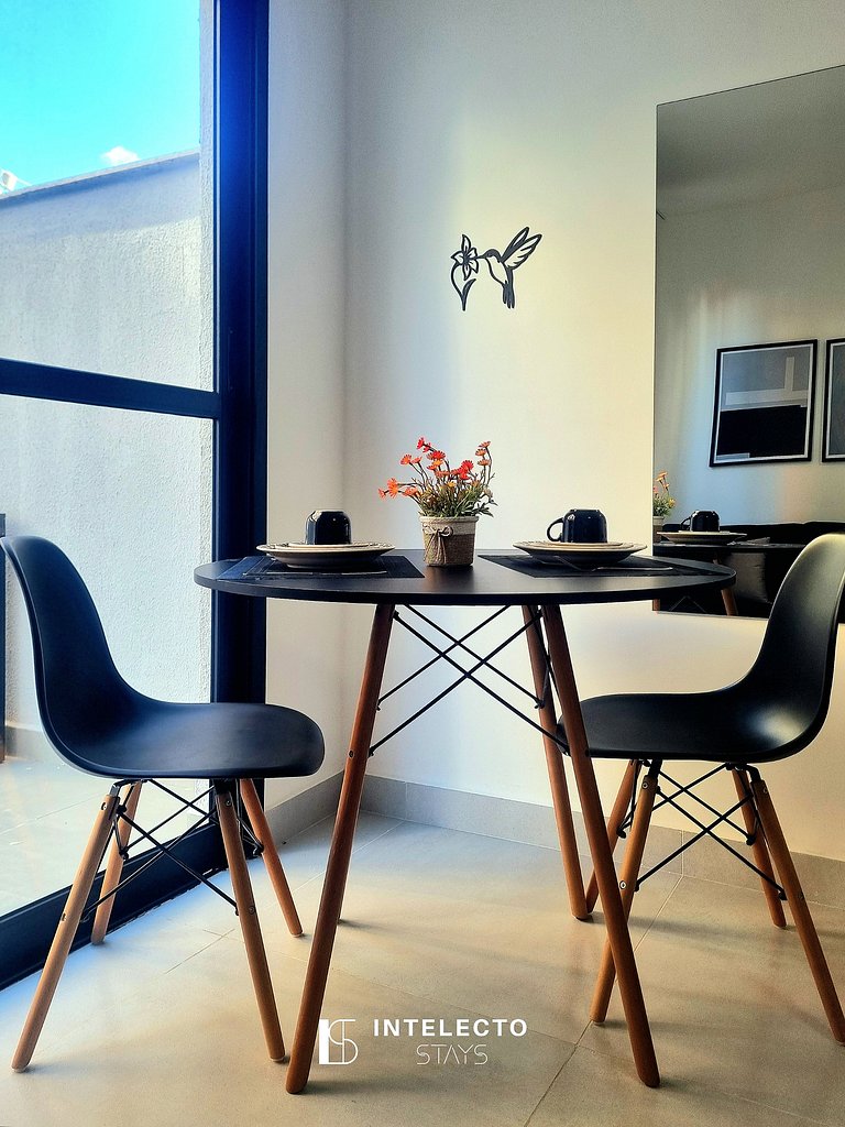 Ap 111 • Central,Pisc, Academia, Ar Cond e Quintal