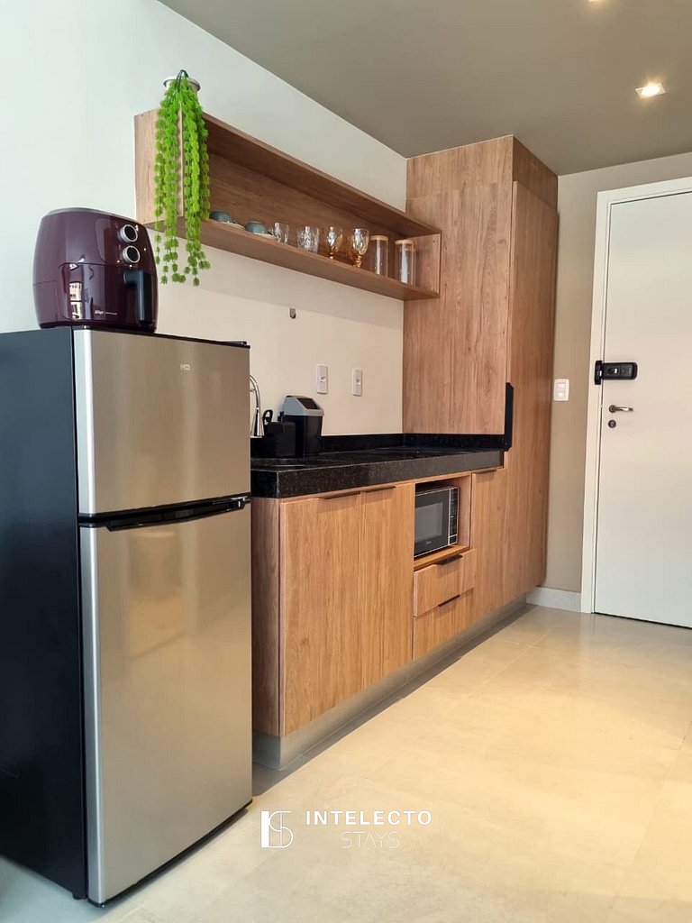 Ap 213 • Central, Piscina, Academia, Ar Cond.