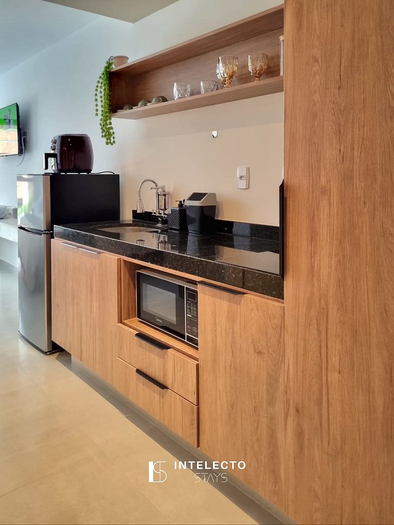 Ap 213 • Central, Piscina, Academia, Ar Cond.