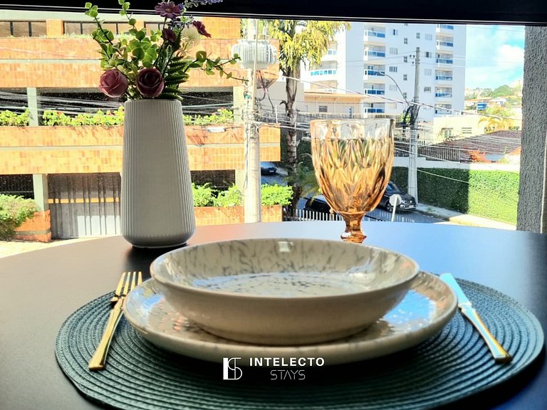 Ap 213 • Central, Piscina, Academia, Ar Cond.