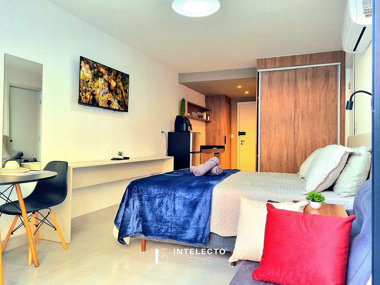 Ap 113• Central, Piscina, Academia, Ar Cond.