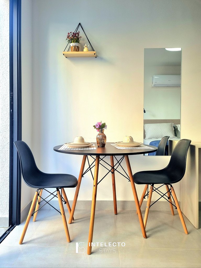 Ap 113• Central, Pisc, Academia, Ar Cond e Quintal