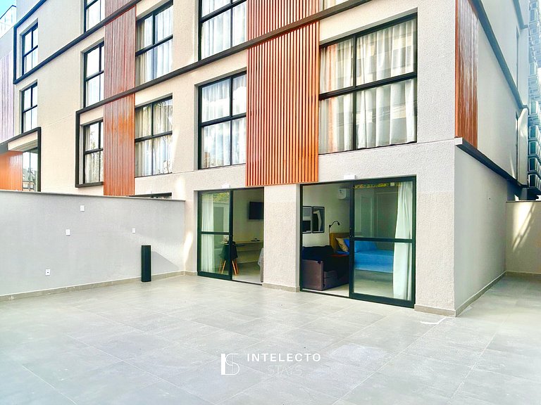 Ap 111 • Central,Pisc, Academia, Ar Cond e Quintal