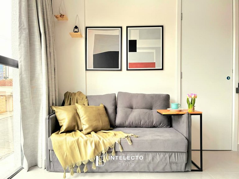 Ap 102• Central, Piscina, Academia, Ar Cond.