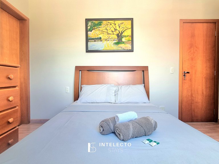 201-3 Quartos, Varanda, Vista Top, perto do Centro