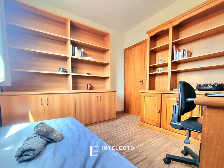 201-3 Quartos, Varanda, Vista Top, perto do Centro