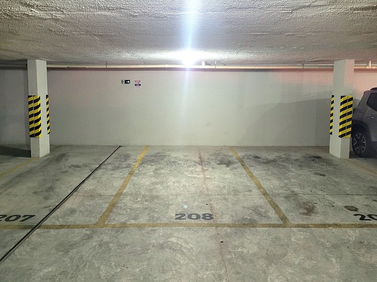 Ap 208 • Central, Piscina, Academia, Ar Cond.