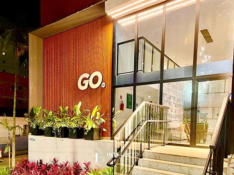 Ap 302• Central, Piscina, Academia, Ar Cond.