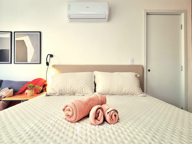 Ap 412• Central, Piscina, Academia, Ar Cond.