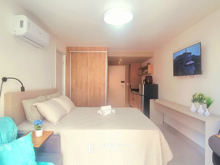 Ap 410 • Central, Piscina, Academia, Ar Cond.