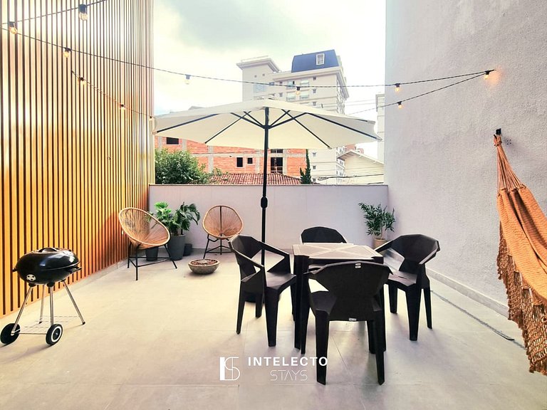 Ap 103• Central, Piscina, Academia, Ar Cond.