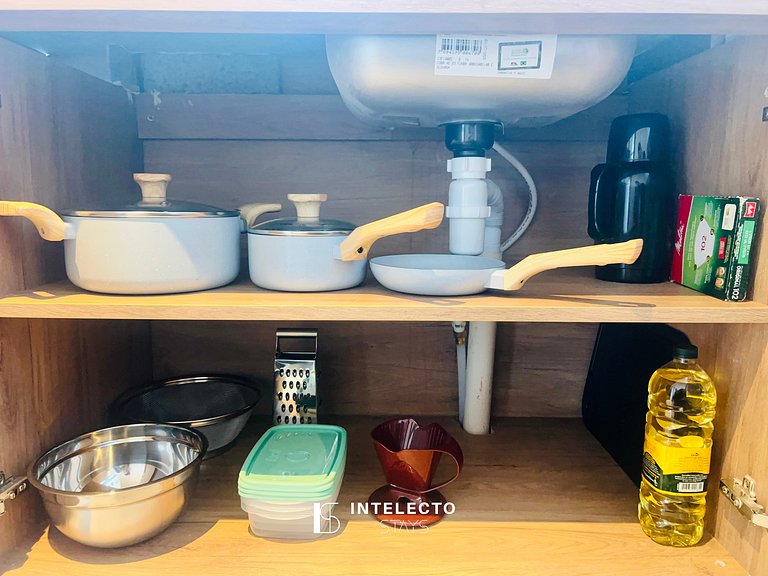 Ap 402 • Central, Piscina, Academia, Ar Cond.