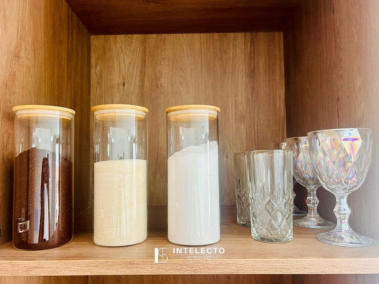 Ap 402 • Central, Piscina, Academia, Ar Cond.